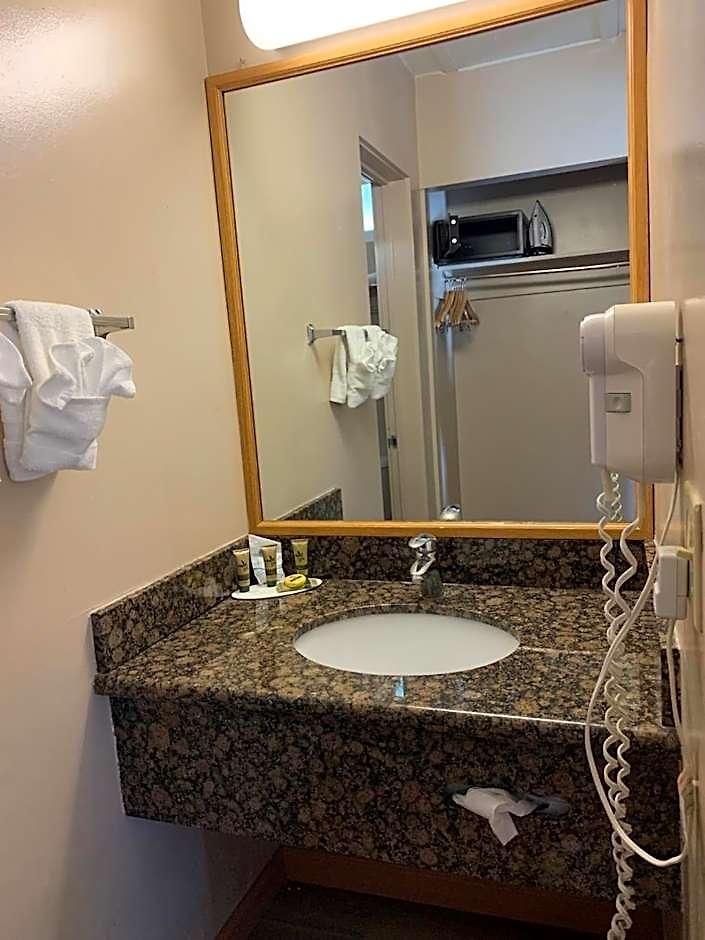 Olive Tree & Suites, A Howard Johnson By Wyndham Hotel San Luis Obispo