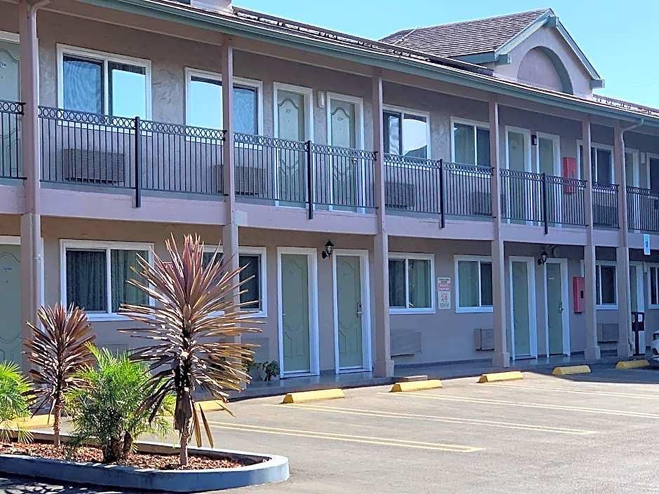 Olive Tree & Suites, A Howard Johnson By Wyndham 3* San Luis Obispo