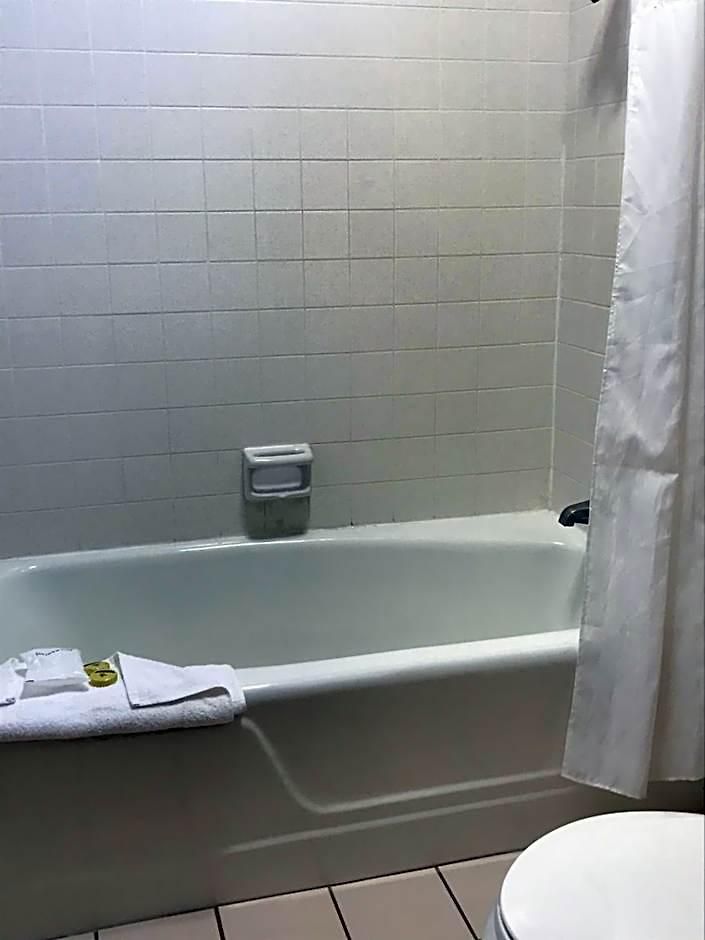 Olive Tree & Suites, A Howard Johnson By Wyndham San Luis Obispo