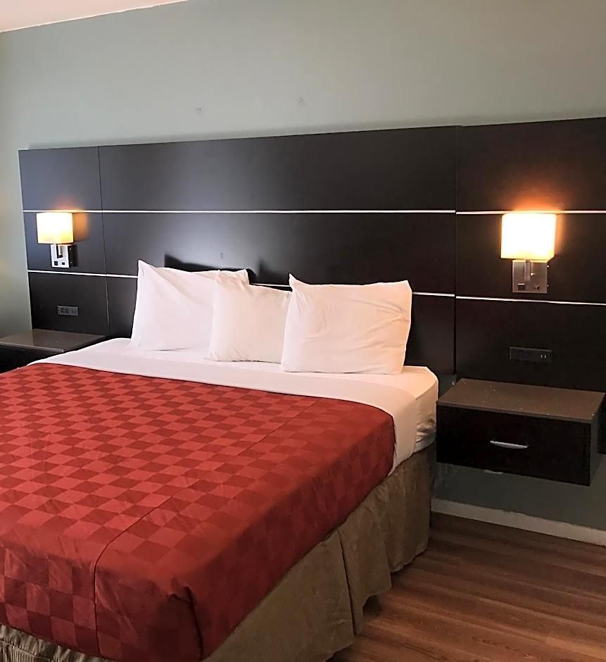 Olive Tree & Suites, A Howard Johnson By Wyndham 3*