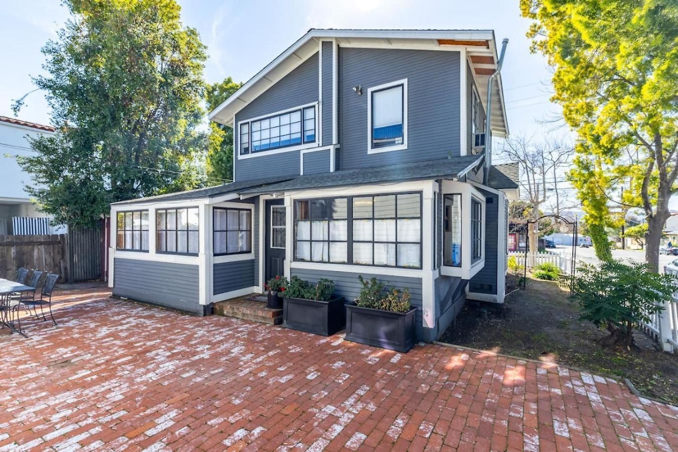 Downtown Slo Victorian Holiday home *
