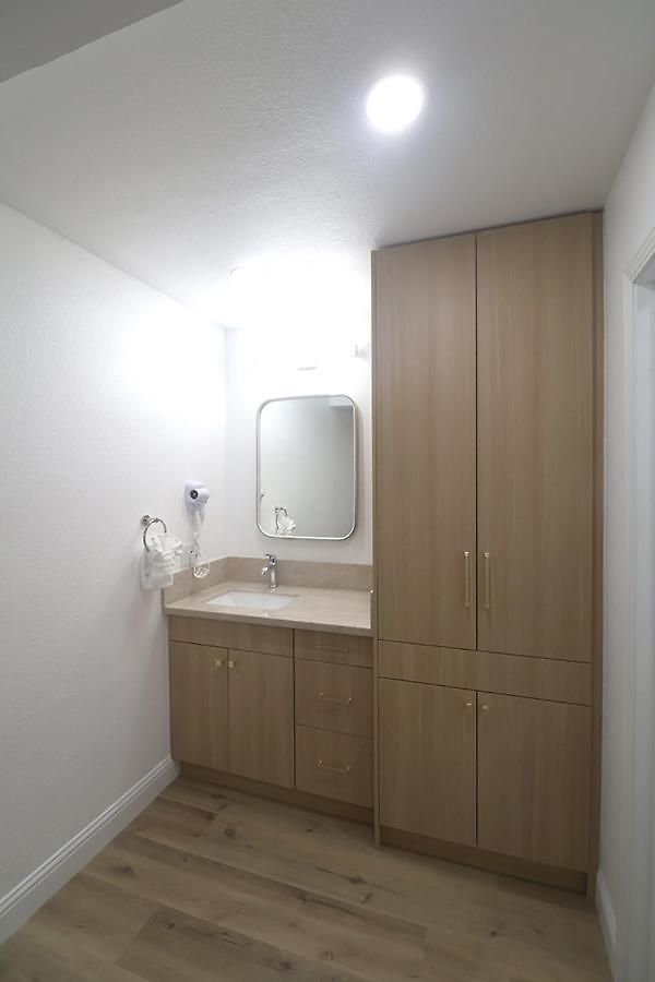 Hotel Lamplighter & San Luis Obispo