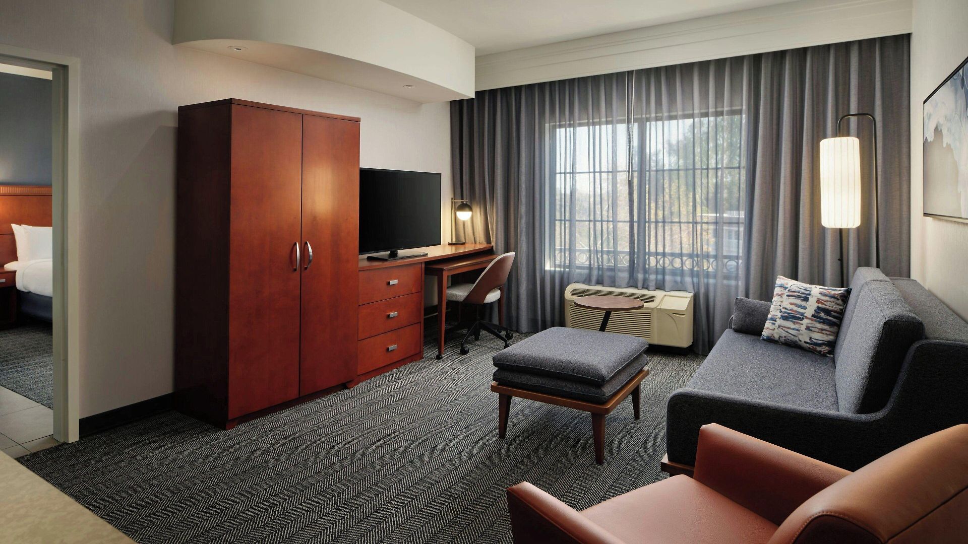 Hotel Courtyard By Marriott