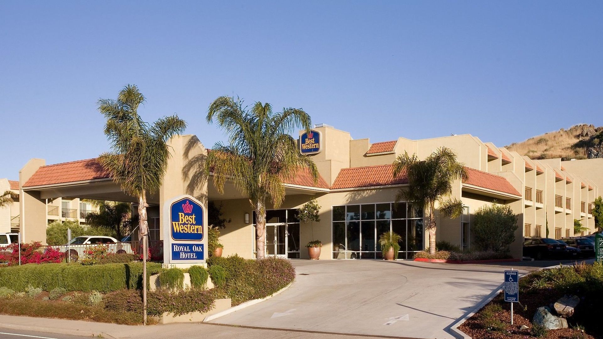 Western Royal Oak Hotel 3*