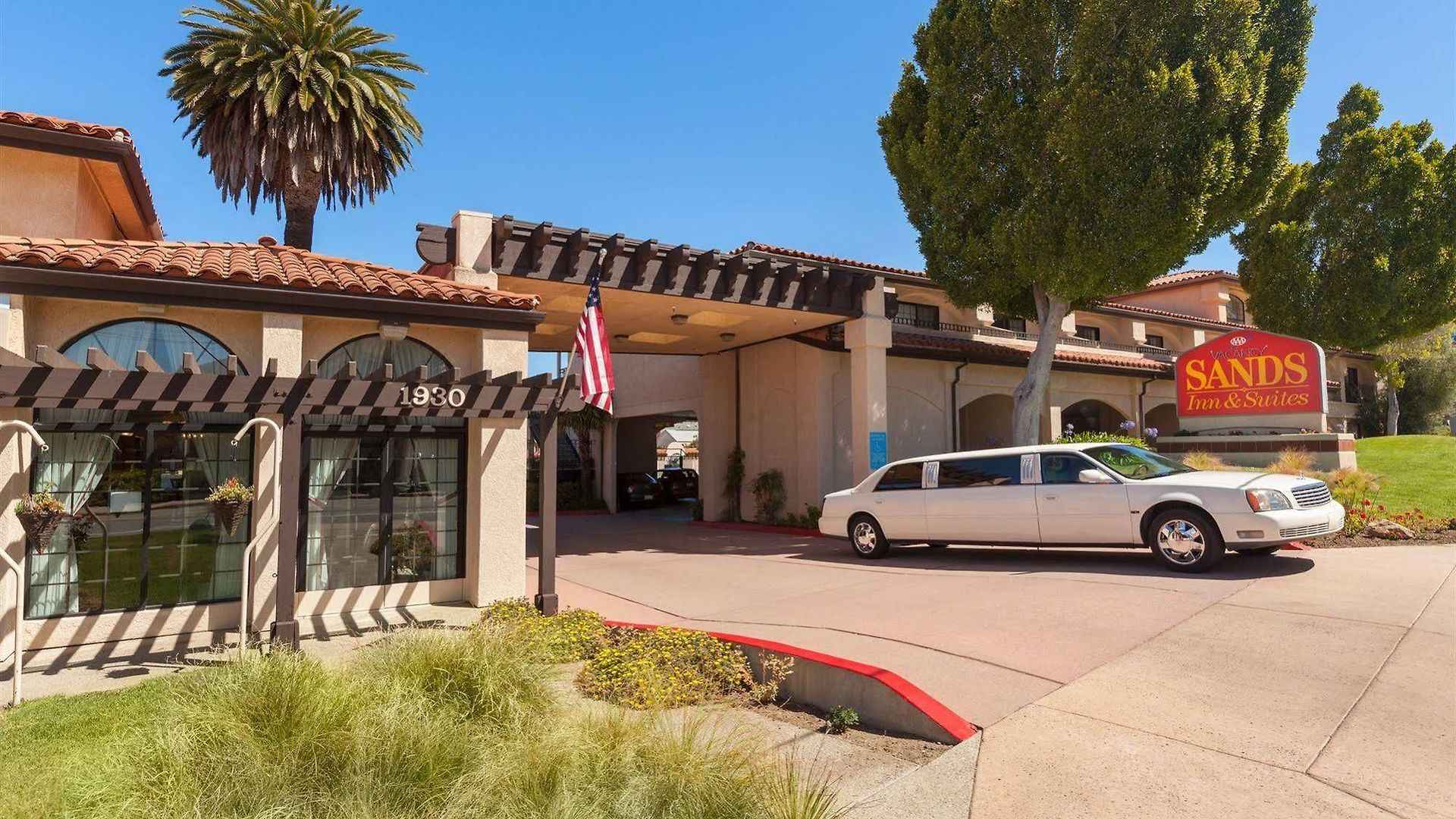 Sands & 3* San Luis Obispo