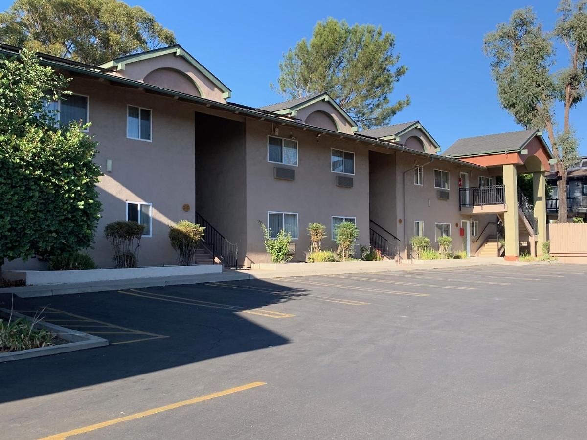 Hotel Olive Tree & Suites, A Howard Johnson By Wyndham 3*