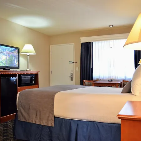 Hotel Sands & 3*