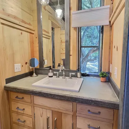 Sea Camp Ranch Outhouse 2891Outh Holiday home *