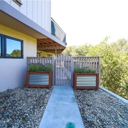 Luxury 5-bd W/ Great Views Near Downtown & Campus Holiday home San Luis Obispo