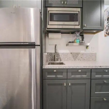 Luxury 5-bd W/ Great Views Near Downtown & Campus San Luis Obispo