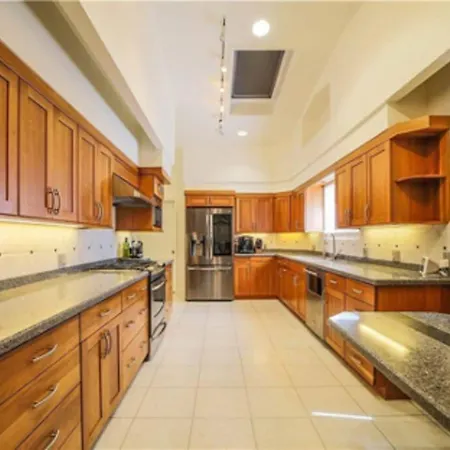 Luxury 5-bd W/ Great Views Near Downtown & Campus * San Luis Obispo