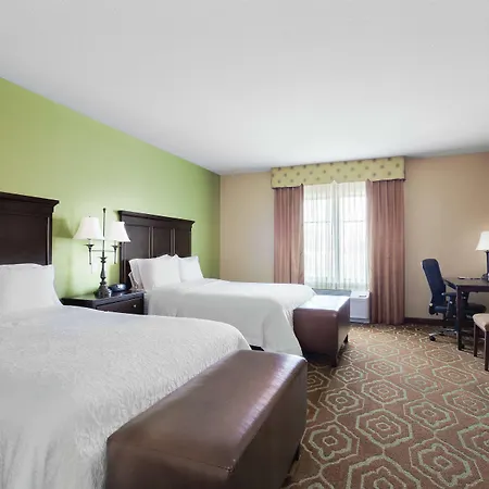 Hotel Hampton &