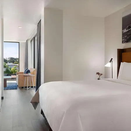 La Quinta By Wyndham Hotel