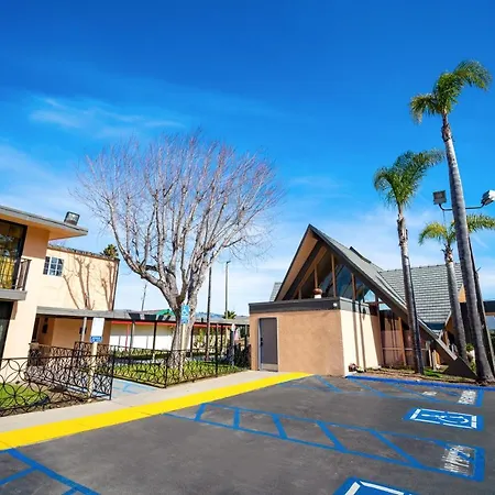 Hotel Calle Joaquin - 3*