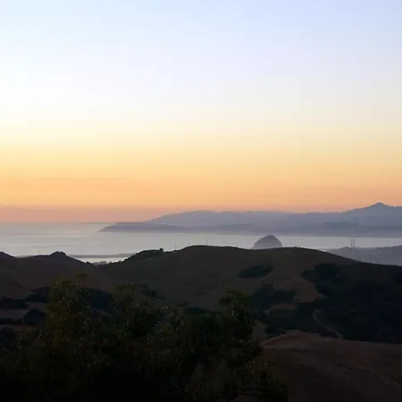 Vista House, Luxury Above The Clouds! - Whole House Holiday home *