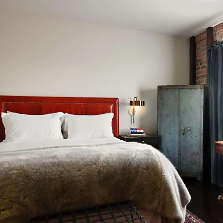 Granada & Bistro Hotel 4*