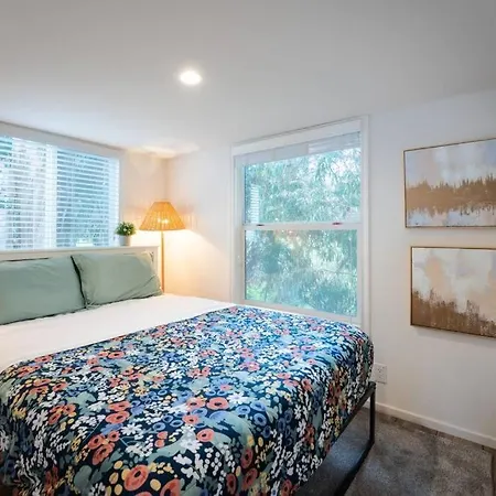 Coastal Tiny House 2 Queen Beds Loft * San Luis Obispo
