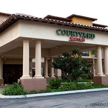 Hotel Courtyard By Marriott 3*