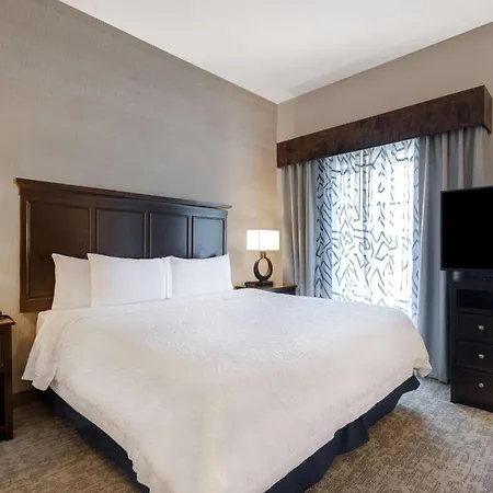 Hotel Hampton & 3*