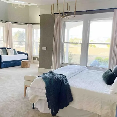 Luxury Hot Tub Wine Country Victorian Near Slo Holiday home