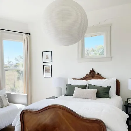 Holiday home Luxury Hot Tub Wine Country Victorian Near Slo San Luis Obispo