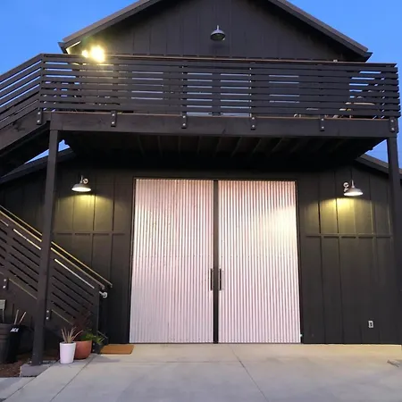 Black Barn Ranch Hill Views Downtown Close * San Luis Obispo