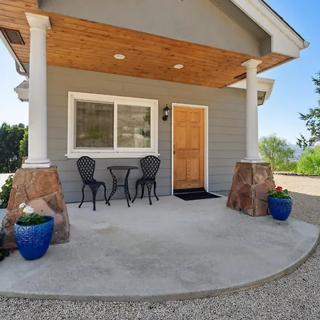 Serene Retreat In The Heart Of Slo