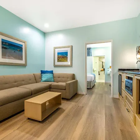 Quality Downtown Hotel 5*