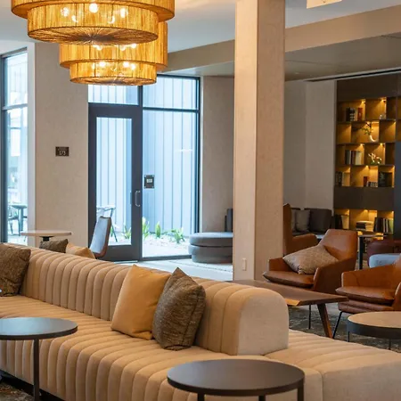 Hotel By Marriott San Luis Obispo