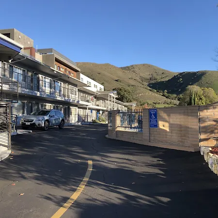 Motel At 2*