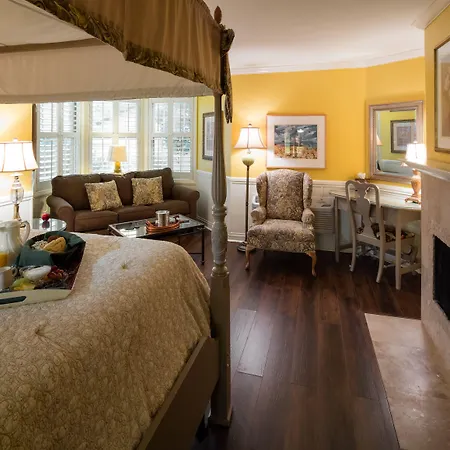 Apple Farm Hotel San Luis Obispo