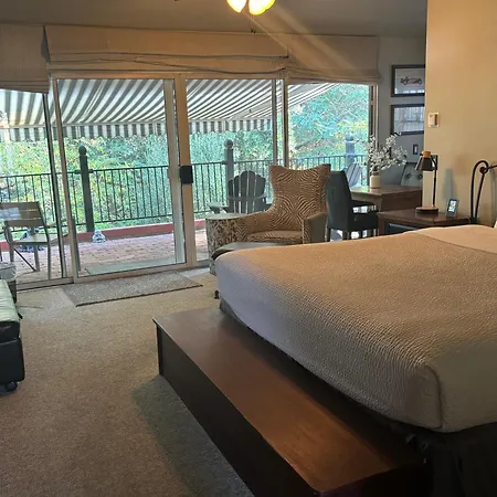 Inn Peach Tree 2*