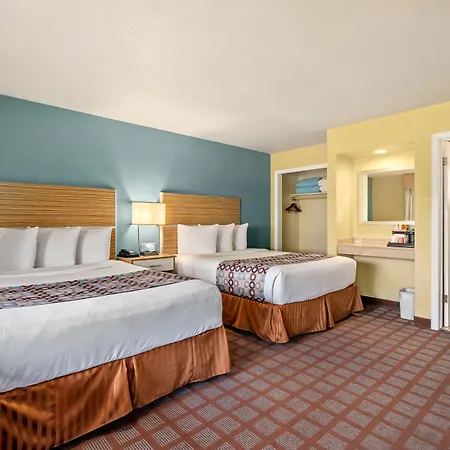 Avenue Downtown District Slo Inn