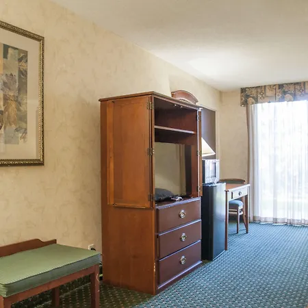 Calle Joaquin - Hotel San Luis Obispo