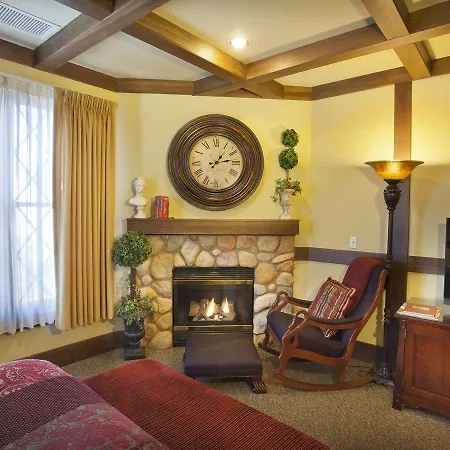 San Luis Creek Inn 3*