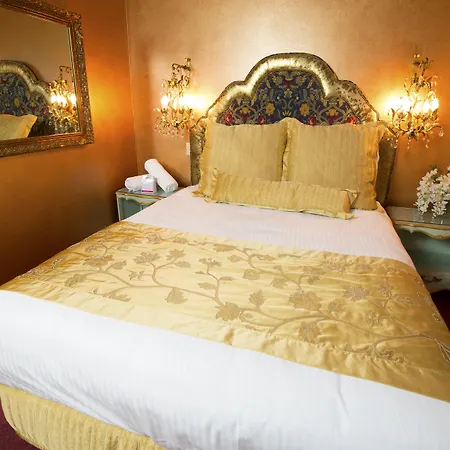 Madonna Hotel 4*