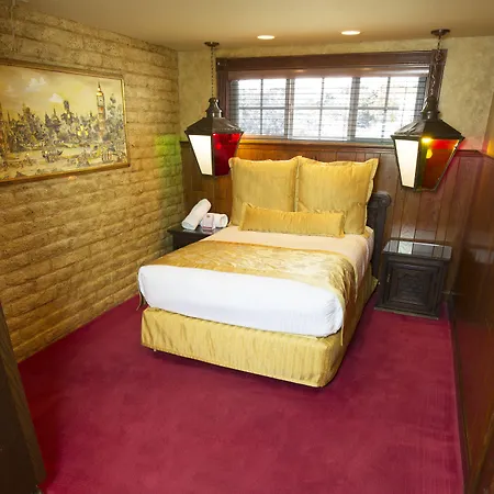 Madonna Hotel