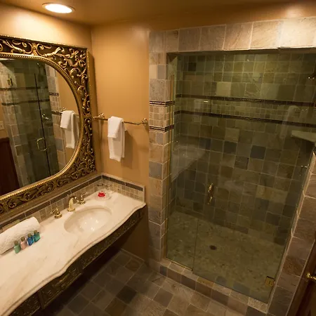 Madonna Hotel 4*