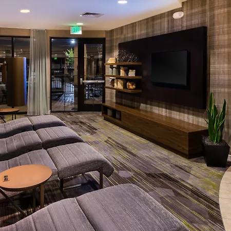 Hotel Courtyard By Marriott 3*