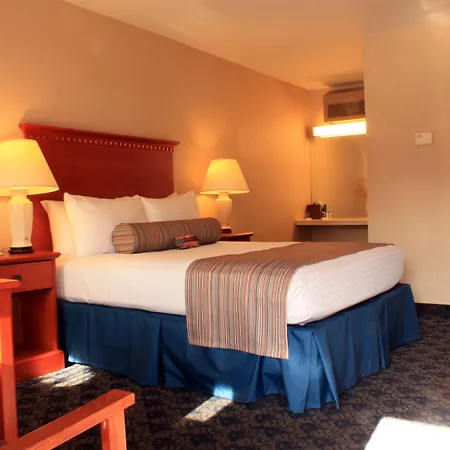 Sands & 3* San Luis Obispo