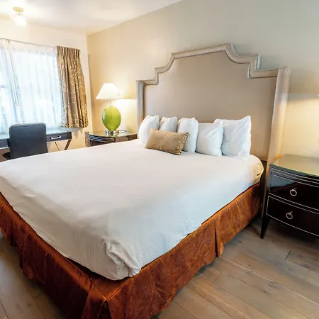 Hotel Sands & 3*