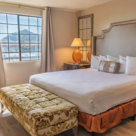 Sands & Hotel