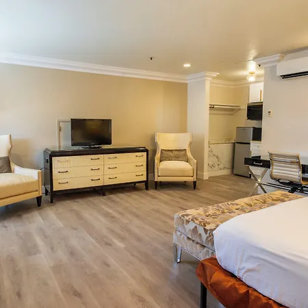 Hotel Sands &