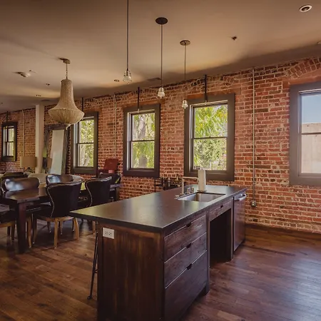 Hotel Slo Brew Lofts 4*