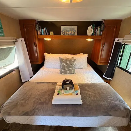 Zenden Rv By The Sea In Osos Holiday home *
