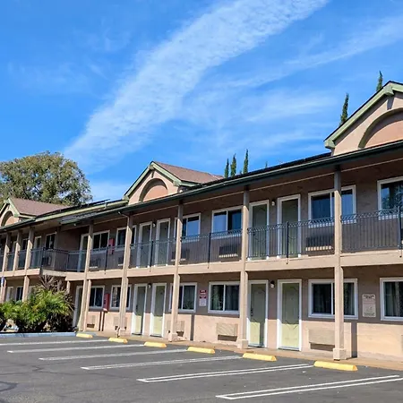 Olive Tree & Suites, A Howard Johnson By Wyndham San Luis Obispo