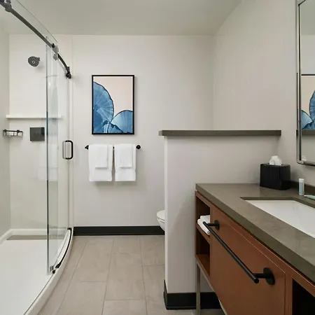 Hotel Courtyard By Marriott