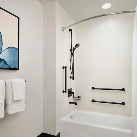 Hotel Courtyard By Marriott 3*