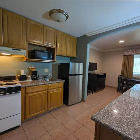 Olive Tree & Suites, A Howard Johnson By Wyndham 3* San Luis Obispo