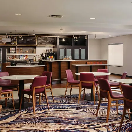 Courtyard By Marriott 3*